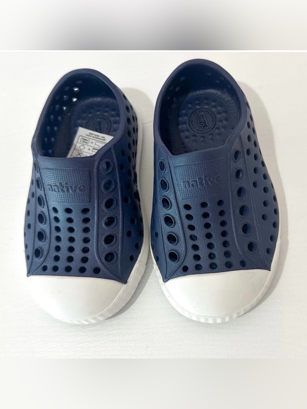 Native Jefferson Slip-On Kids Shoes in Navy C4 NWOT